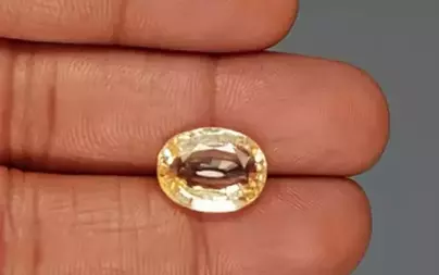 Ceylon Yellow Sapphire - 7.99 Carat Rare Quality CYS-3905