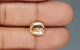 Ceylon Yellow Sapphire - 3.97 Carat Limited Quality CYS-3925