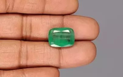 Zambian Emerald - 9.96 Carat Prime Quality EMD-10000