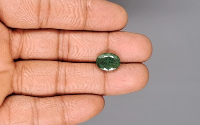 Zambian Emerald - 4.61 Carat Fine Quality EMD-10015