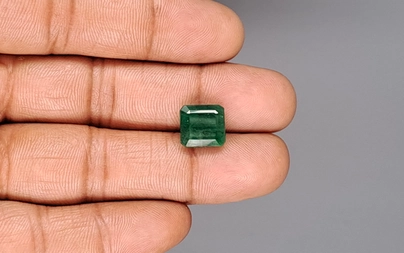 Zambian Emerald - 5.78 Carat Fine Quality EMD-10020