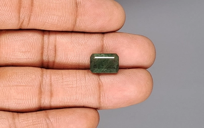 Zambian Emerald - 4.82 Carat Fine Quality EMD-10030