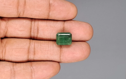 Zambian Emerald - 7.38 Carat Fine Quality EMD-10052