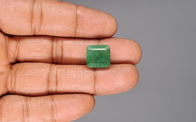 Zambian Emerald - 10.38 Carat Prime Quality EMD-10121