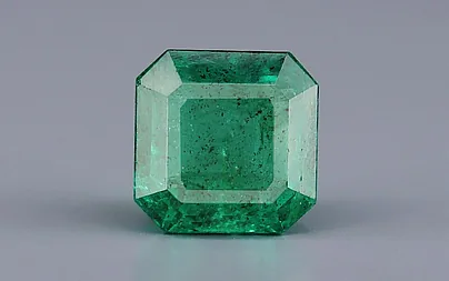 Zambian Emerald - 4.65 Carat Limited Quality EMD-10308