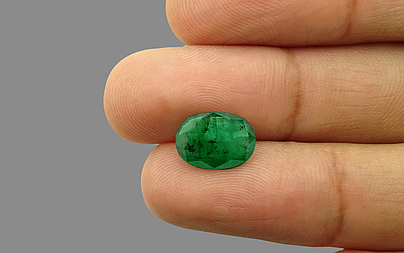 Zambian Emerald - 2.43 Carat Fine Quality EMD-9179