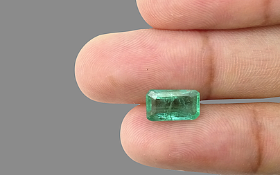 Zambian Emerald - 3.02 Carat Prime Quality EMD-9219