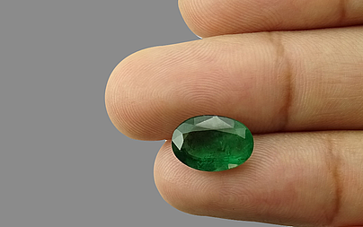 Zambian Emerald - 4.19 Carat Prime Quality EMD-9247