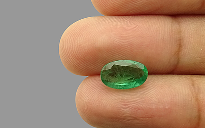 Zambian Emerald - 2.66 Carat Prime Quality EMD-9256