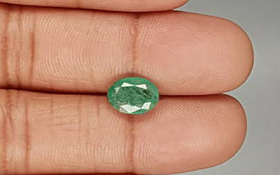 Zambian Emerald - EMD-9480  Fine-Quality 2.61 Carat