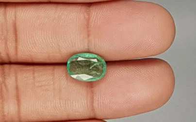 Zambian Emerald - EMD-9483  Fine-Quality 2.71 Carat