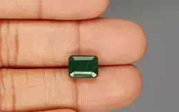 Zambian Emerald - 3.93 Carat Prime-Quality | EMD-9530