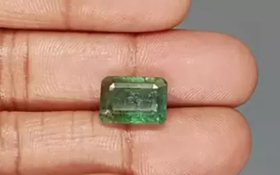 Zambian Emerald - 4.48 Carat Prime Quality  EMD-9545