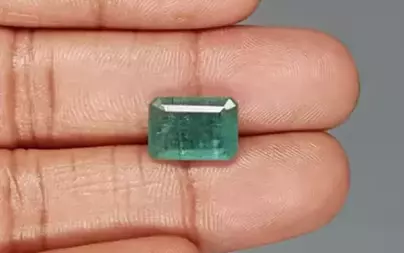 Zambian Emerald - 4.78 Carat Prime Quality  EMD-9558