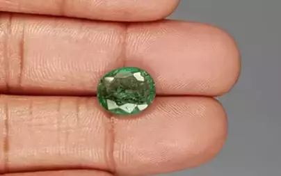 Zambian Emerald - 3.91 Carat Prime Quality  EMD-9570