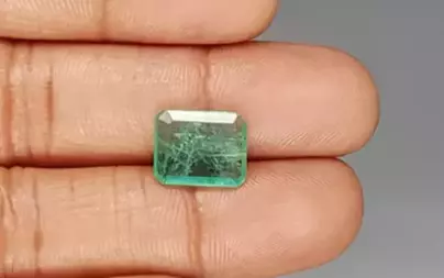 Zambian Emerald - 3.86 Carat Prime Quality  EMD-9645