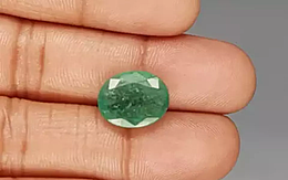 Zambian Emerald - 7.98 Carat Prime Quality EMD-9646