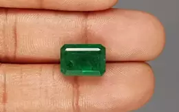 Zambian Emerald - 8.06 Carat Limited Quality EMD-9682