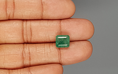 Zambian Emerald - 4.42 Carat Prime Quality  EMD-9705