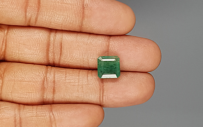 Zambian Emerald - 4.67 Carat Prime Quality EMD-9711