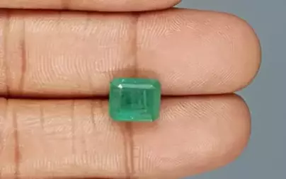 Zambian Emerald - 3.88 Carat Prime Quality  EMD-9713