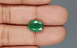 Zambian Emerald - 3.84 Carat Prime Quality EMD-9769