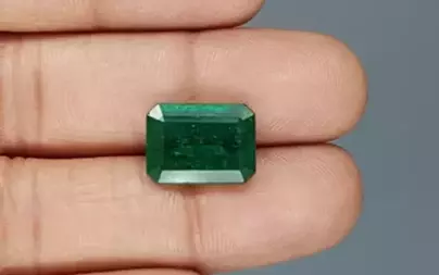 Zambian Emerald - 6.40 Carat Limited Quality  EMD-9777