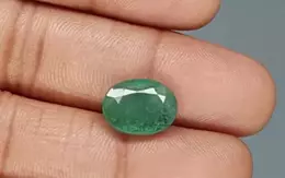 Zambian Emerald - 5.65 Carat Prime Quality EMD-9807