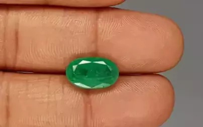 Zambian Emerald - 4.77 Carat Prime Quality EMD-9848