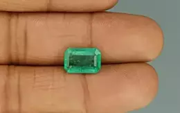 Zambian Emerald - 3.29 Carat Limited Quality EMD-9877