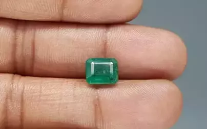 Zambian Emerald - 2.87 Carat Prime Quality EMD-9892