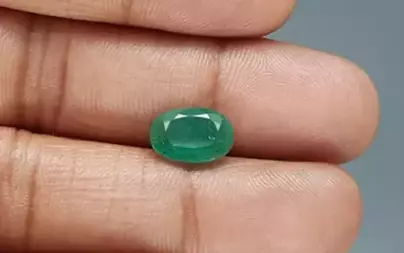 Zambian Emerald - 2.85 Carat Fine Quality EMD-9894