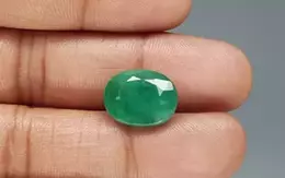 Zambian Emerald - 8.34 Carat Fine Quality EMD-9900