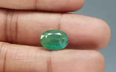 Zambian Emerald - 4.81 Carat Prime Quality  EMD-9902