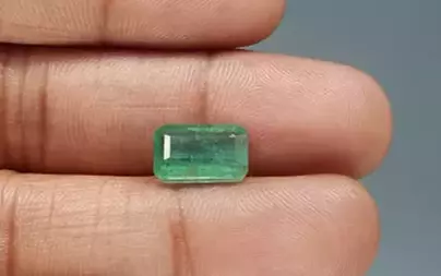 Zambian Emerald - 3.66 Carat Prime Quality EMD-9904