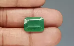 Zambian Emerald - 7.08 Carat Prime Quality EMD-9912