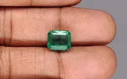 Zambian Emerald - 4.18 Carat Rare Quality  EMD-9930