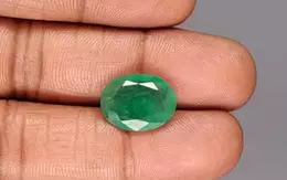 Zambian Emerald - 6.41 Carat Prime Quality EMD-9952