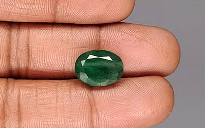 Zambian Emerald - 7.13 Carat Prime Quality EMD-9956