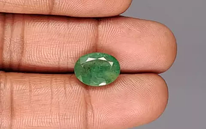 Zambian Emerald - 4.09 Carat Fine Quality EMD-9970