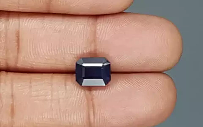 Thailand Blue Sapphire - 4.32 Carat Prime Quality GFBS-20092