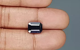 Thailand Blue Sapphire - 4.83 Carat Prime Quality GFBS-20097