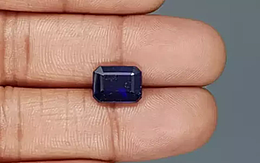 Thailand Blue Sapphire - 4.93 Carat Prime Quality GFBS-20098