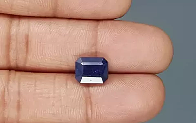 Thailand Blue Sapphire - 4.72 Carat Prime Quality GFBS-20100