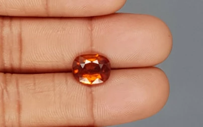 Ceylon Hessonite Garnet  3.99 Carat Limited-Quality  HG-8137