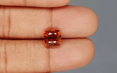 Ceylon Hessonite Garnet  3.82 Carat Limited-Quality  HG-8140