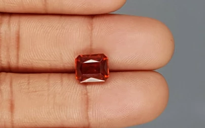 Ceylon Hessonite Garnet  3.98 Carat Limited-Quality  HG-8143