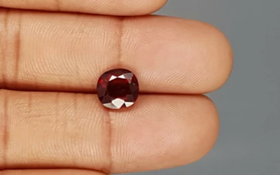 Ceylon Hessonite Garnet  2.7 Carat Limited-Quality  HG-8172