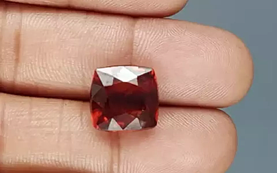 Ceylon Hessonite Garnet  10.52 Carat Limited Quality  HG-8201