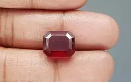 African Hessonite Garnet  10.88 Carat Prime Quality  HG-8208